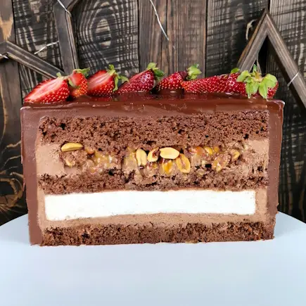 торт с начинкой сникерс